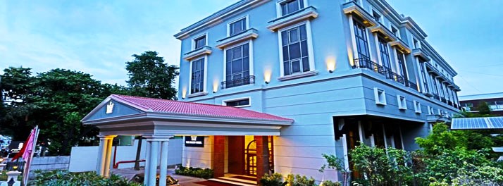 The Rialto Hotel - Bengaluru 01.jpg